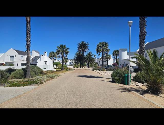 LAND FOR SALE IN LAMPIESBAAI